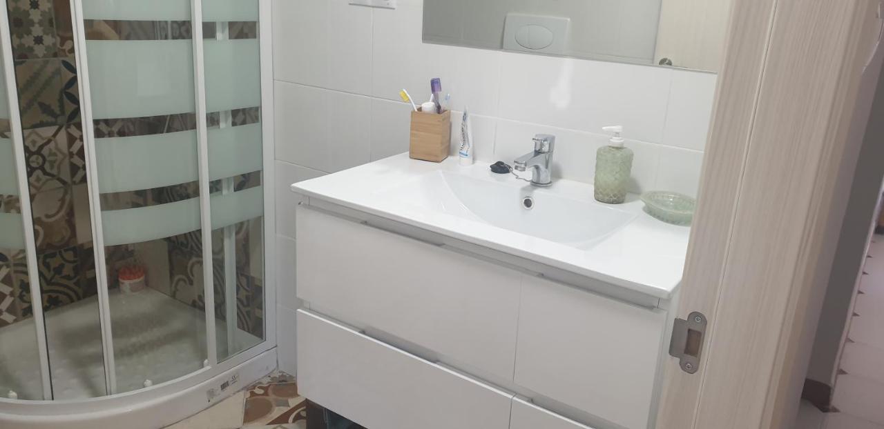 Lu&Cia El Palo Apartment Malaga Luaran gambar
